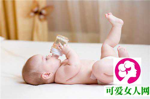 0~1岁婴儿宝宝的吃奶量标准，新手妈妈必看！