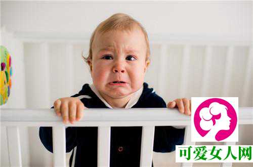 婴儿哭闹不止的八大原因，看看中招没？