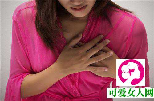 乳房发育不良的症状主要表现在哪里