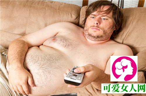 男孩乳房发育是怎么回事，有啥好治疗方法